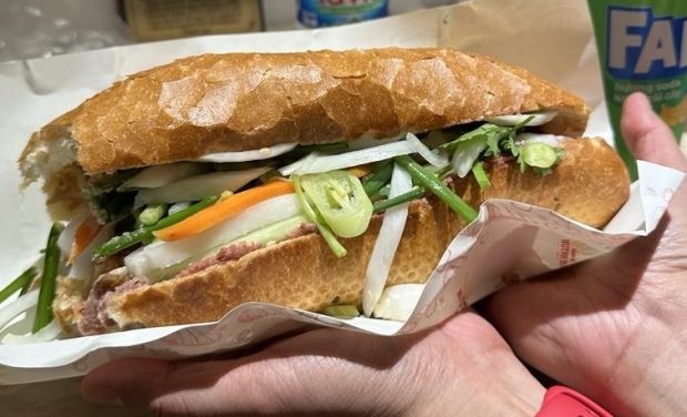 HUYNH HOA's Banh Mi