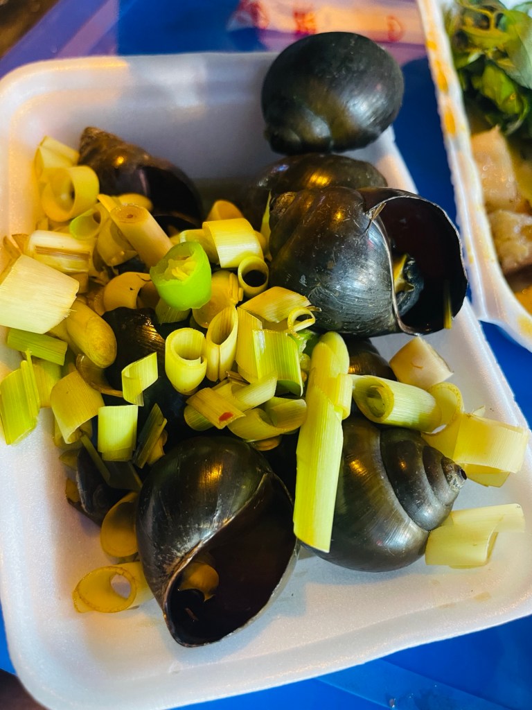 Steamed Flying Snail with lemon grass
