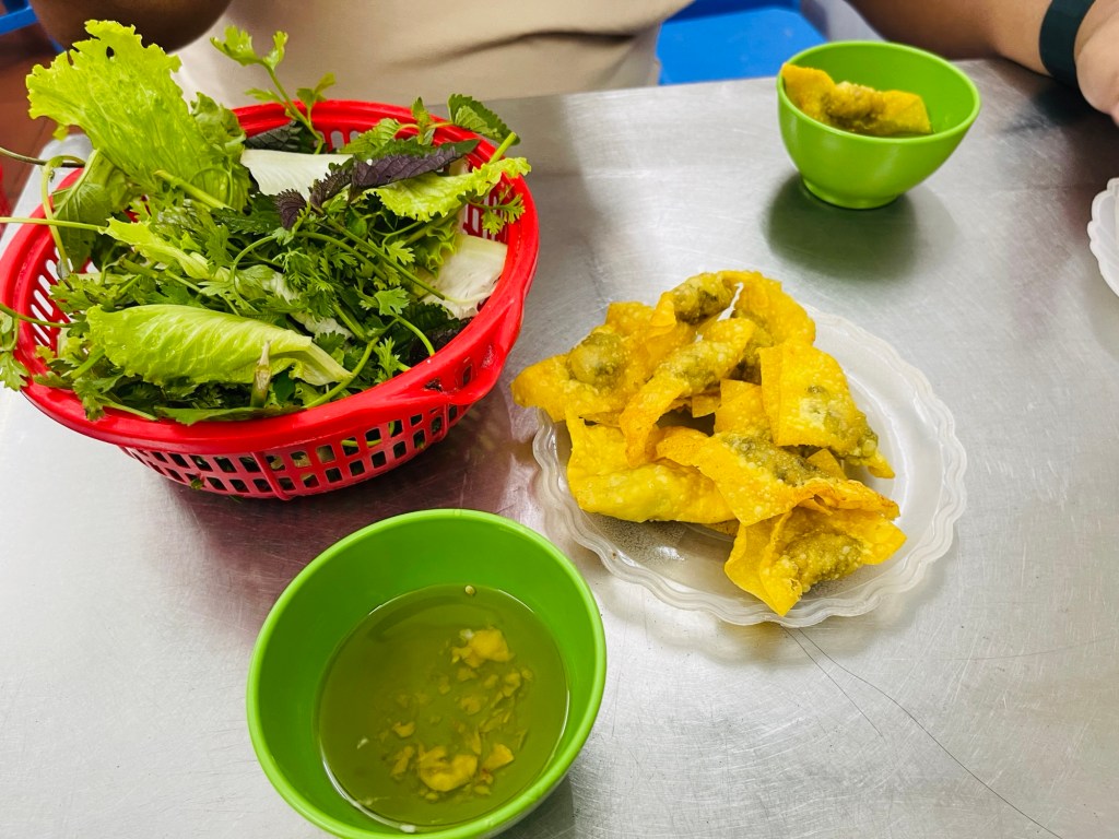 Closer look of our Há Cảo order with herbs and dipping sauce